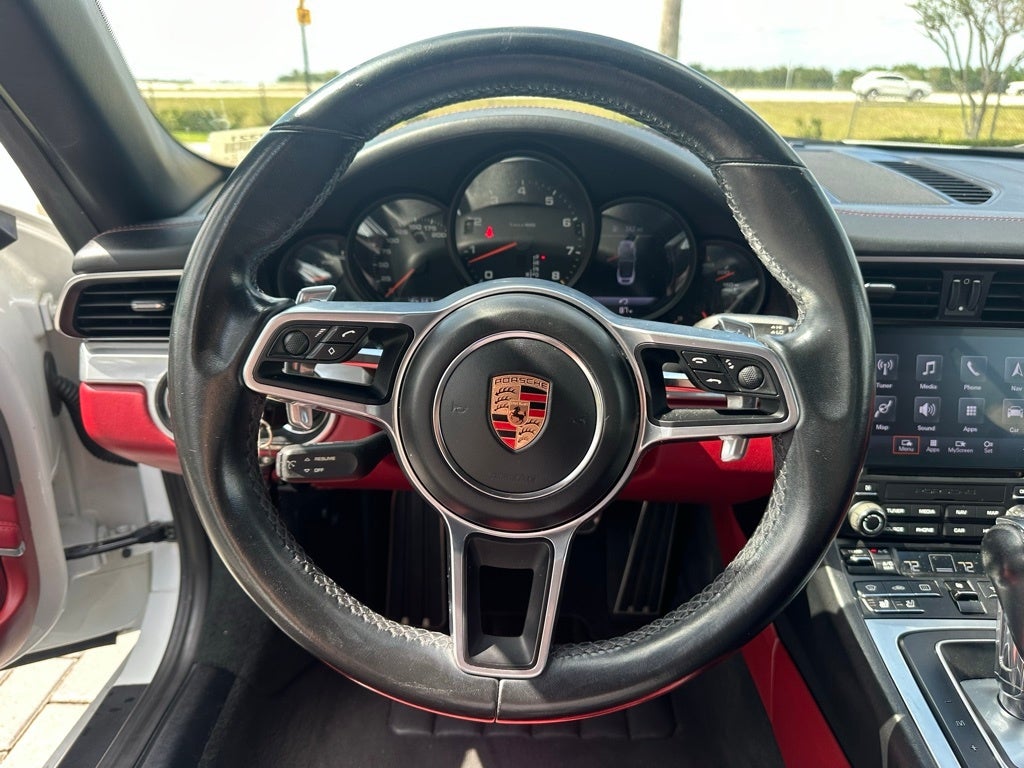 2019 Porsche 911 Carrera 4